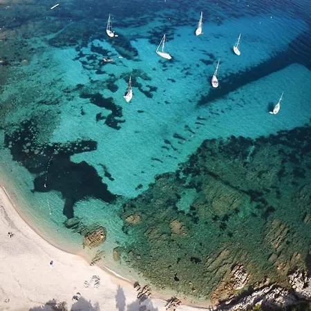 En Corse Du Sud - Golf D'ajaccio Vila Coti-Chiavari (Corsica)