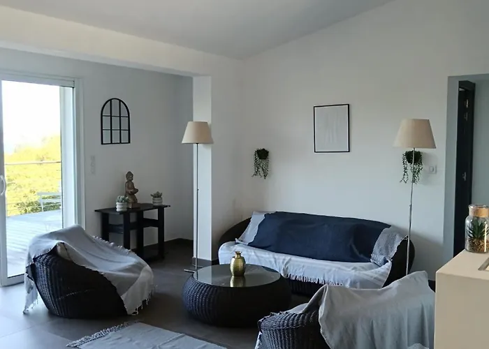 En Corse Du Sud - Golf D'ajaccio Coti-Chiavari (Corsica)