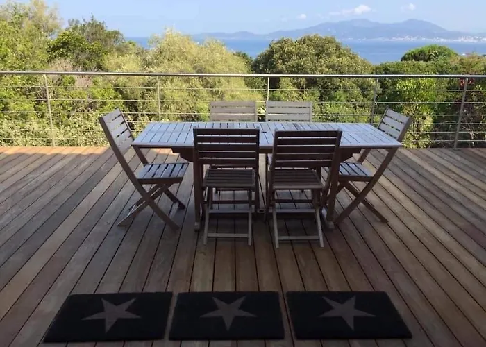 En Corse Du Sud - Golf D'ajaccio 科蒂基亚瓦里